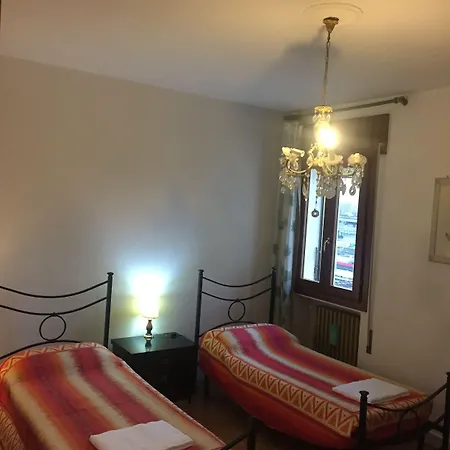 Paradiso Bed & Breakfast 3*